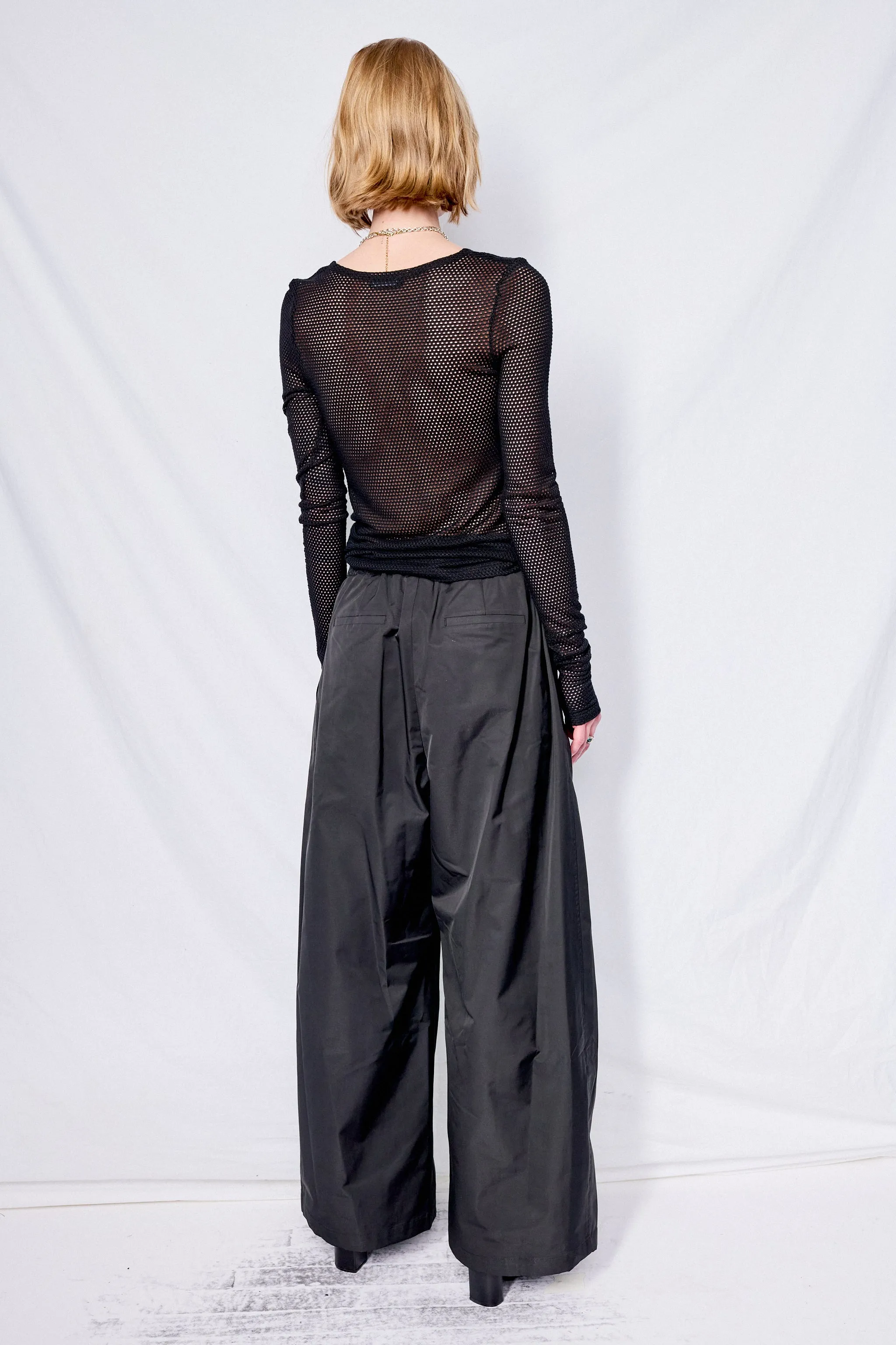 Black Two Tuck Balloon Pant