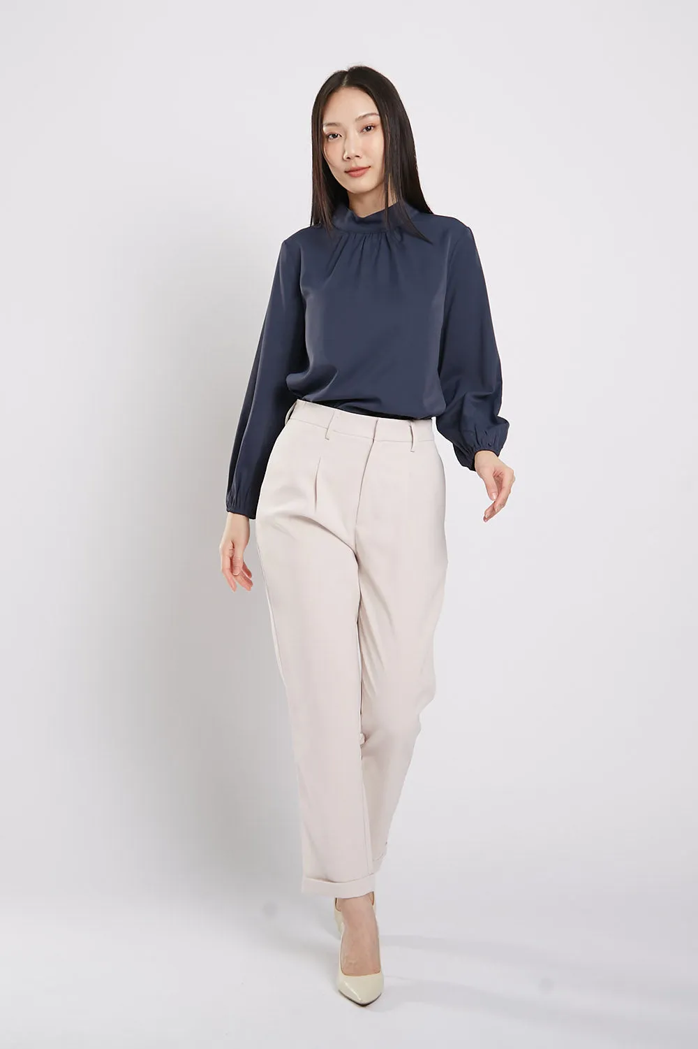 Carinne Tailored Pants in Beige