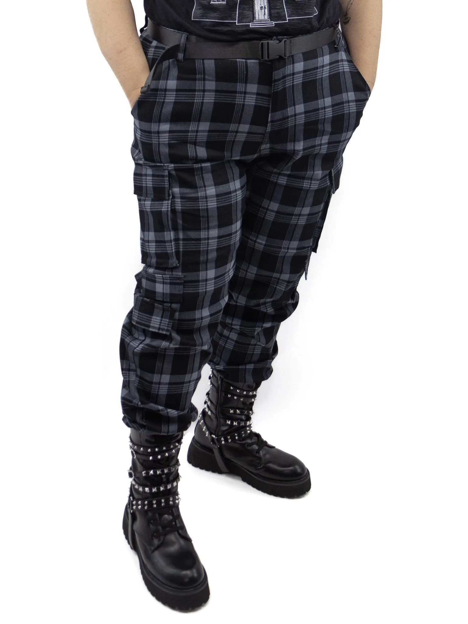 Cece Grey Plaid Cargo Joggers