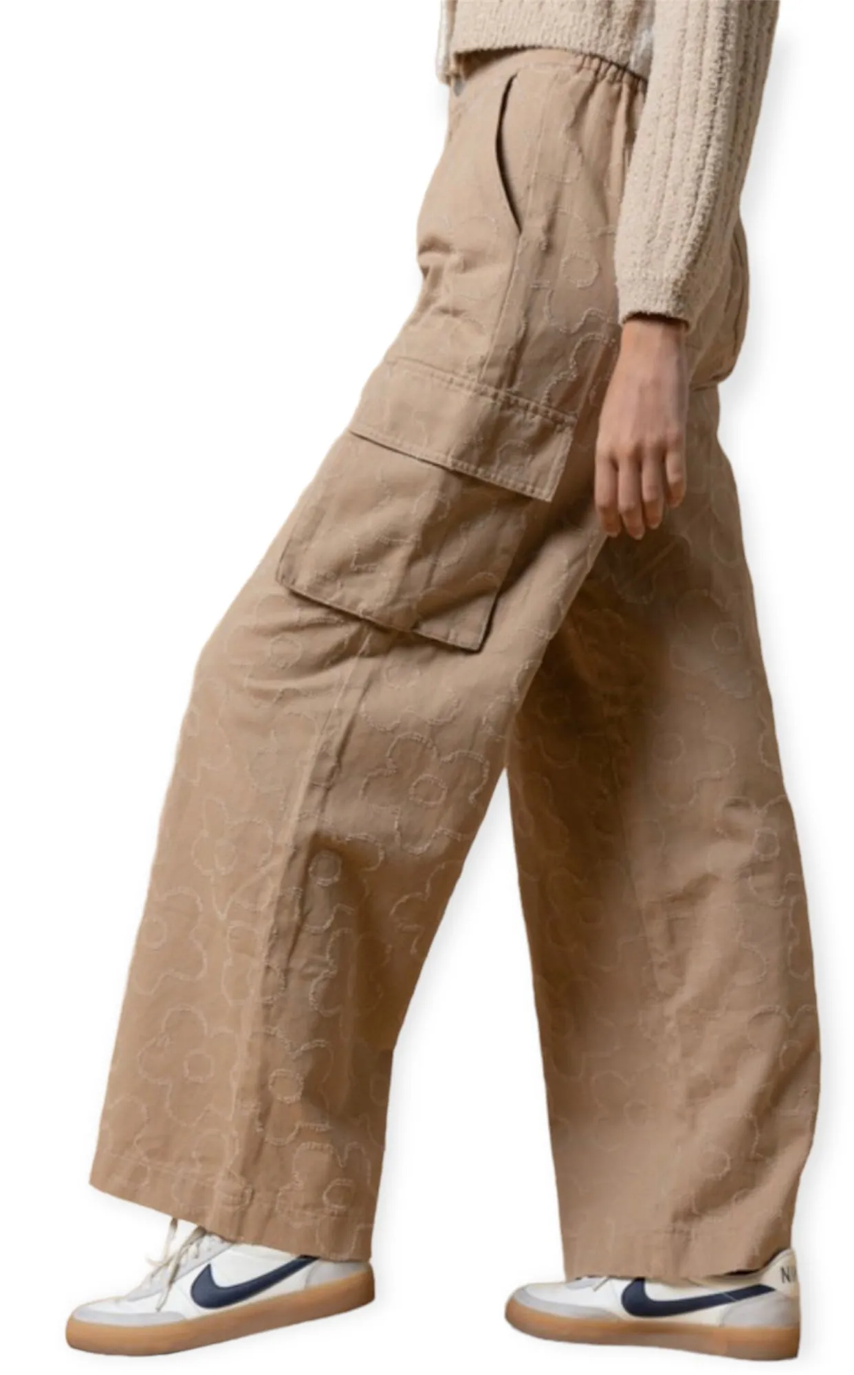 Daisy Embroidered Cargo Pants- Khaki