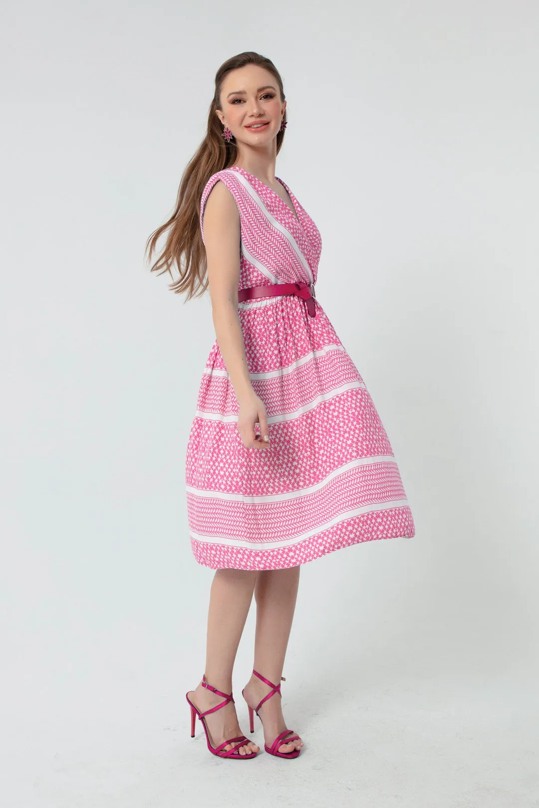 Female Cruve Collar Patterned Midi Dress