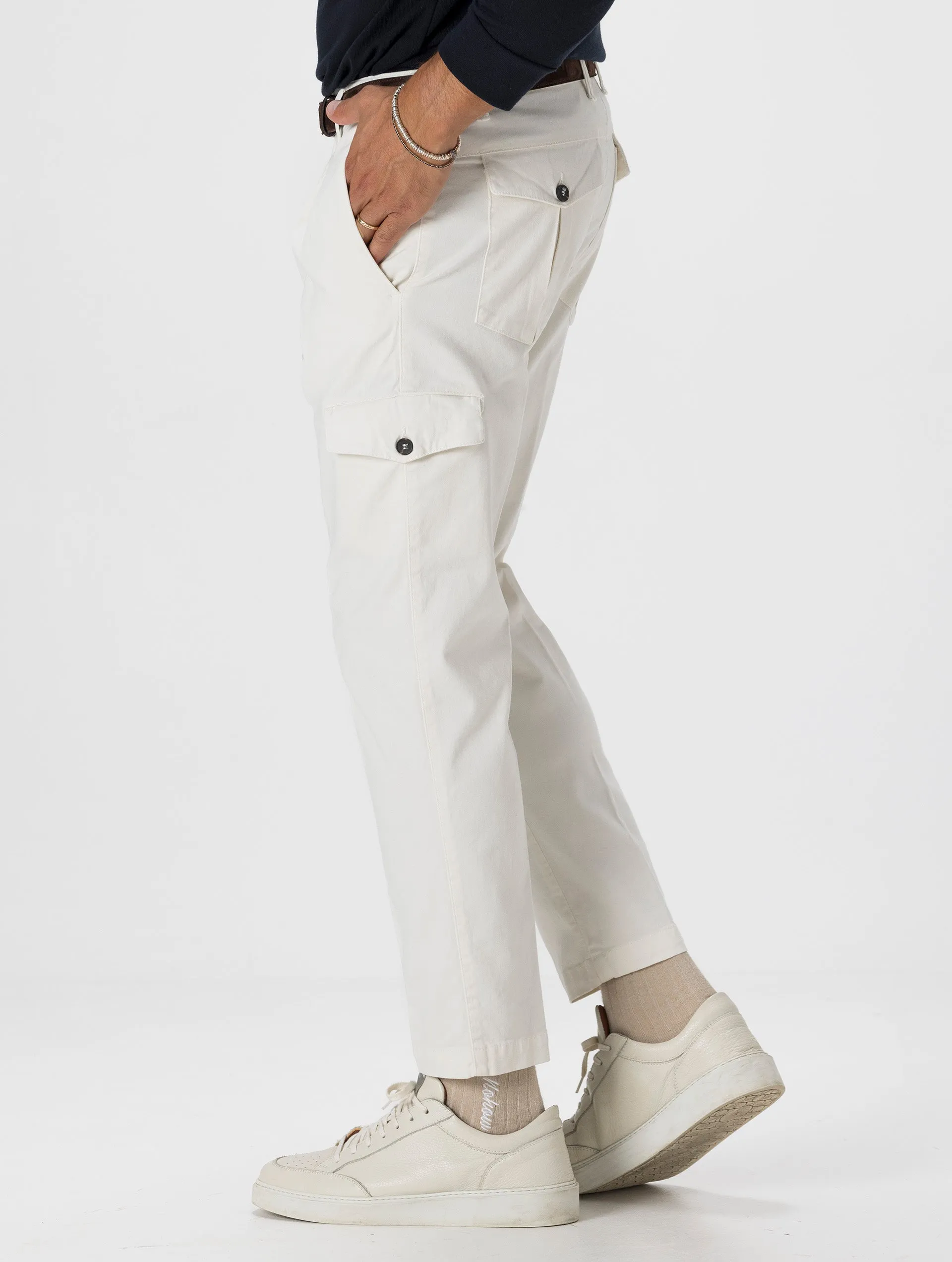 GARY CARGO PANTS IN CREAM