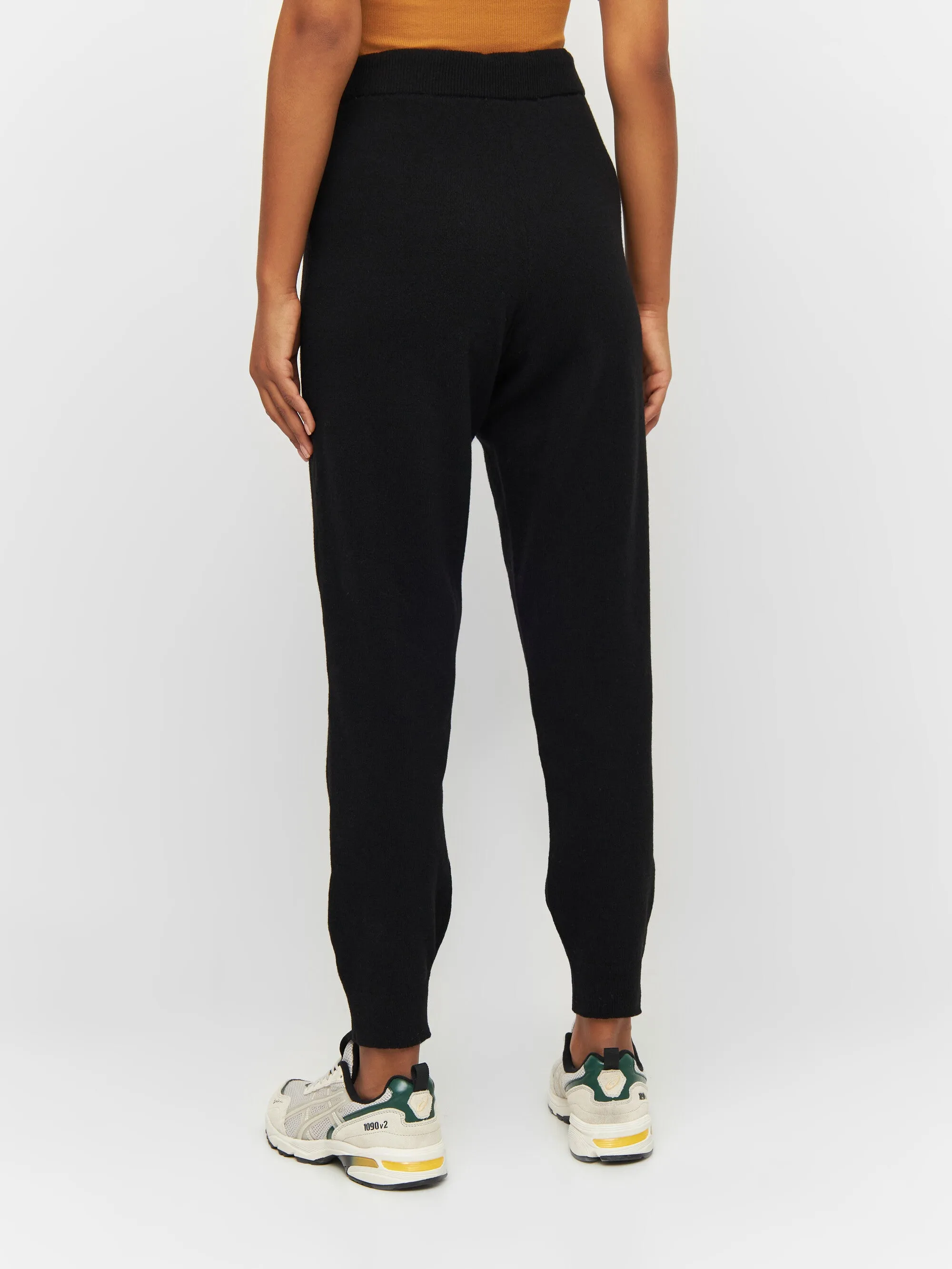 JADE hybrid knitted jog pants - Black Jet