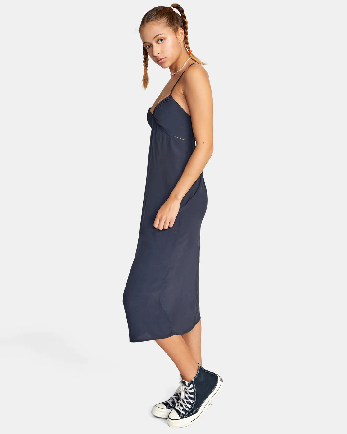 No Judgement Midi Dress - Black