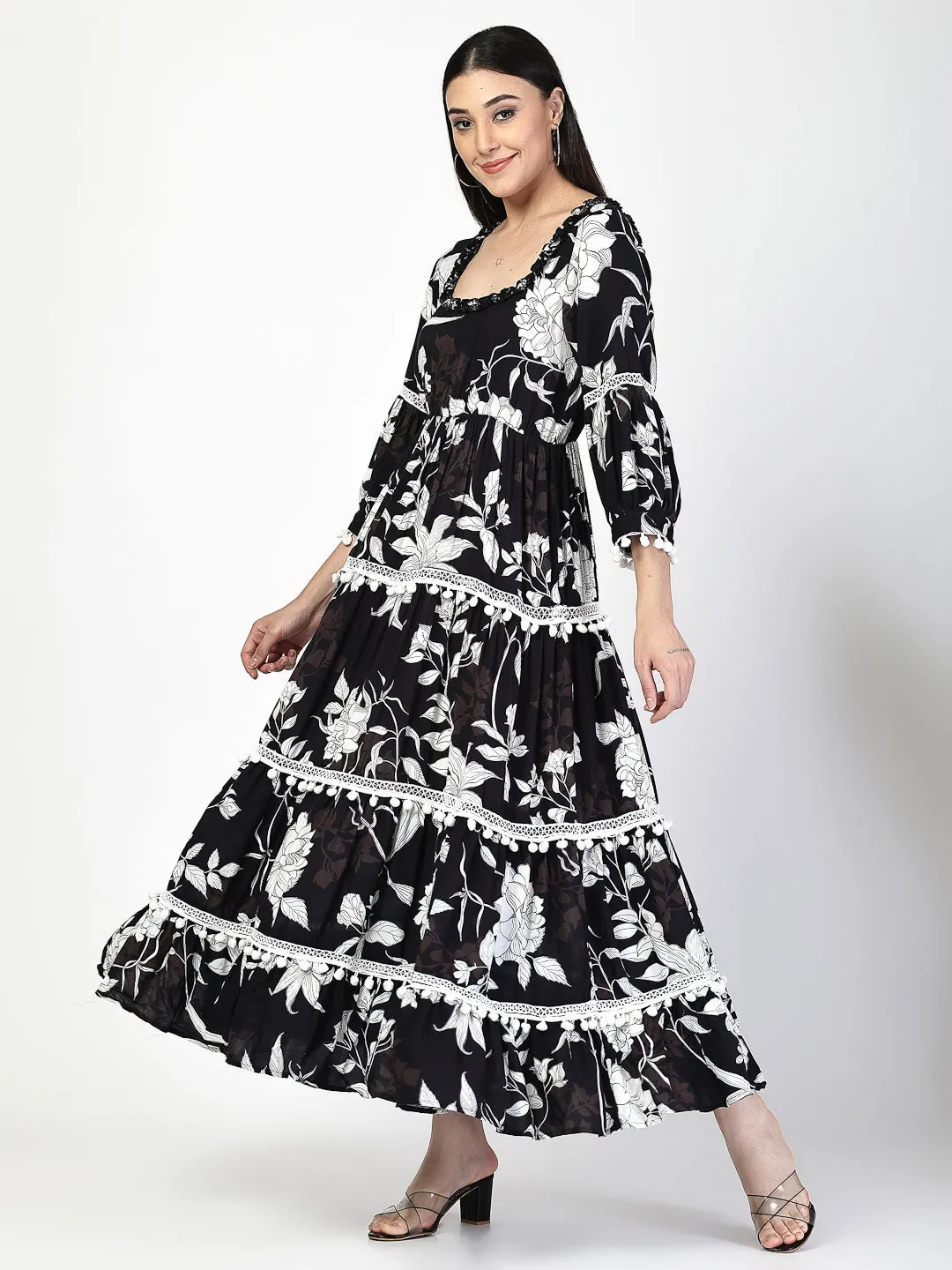 Printed Tiered midi Dress