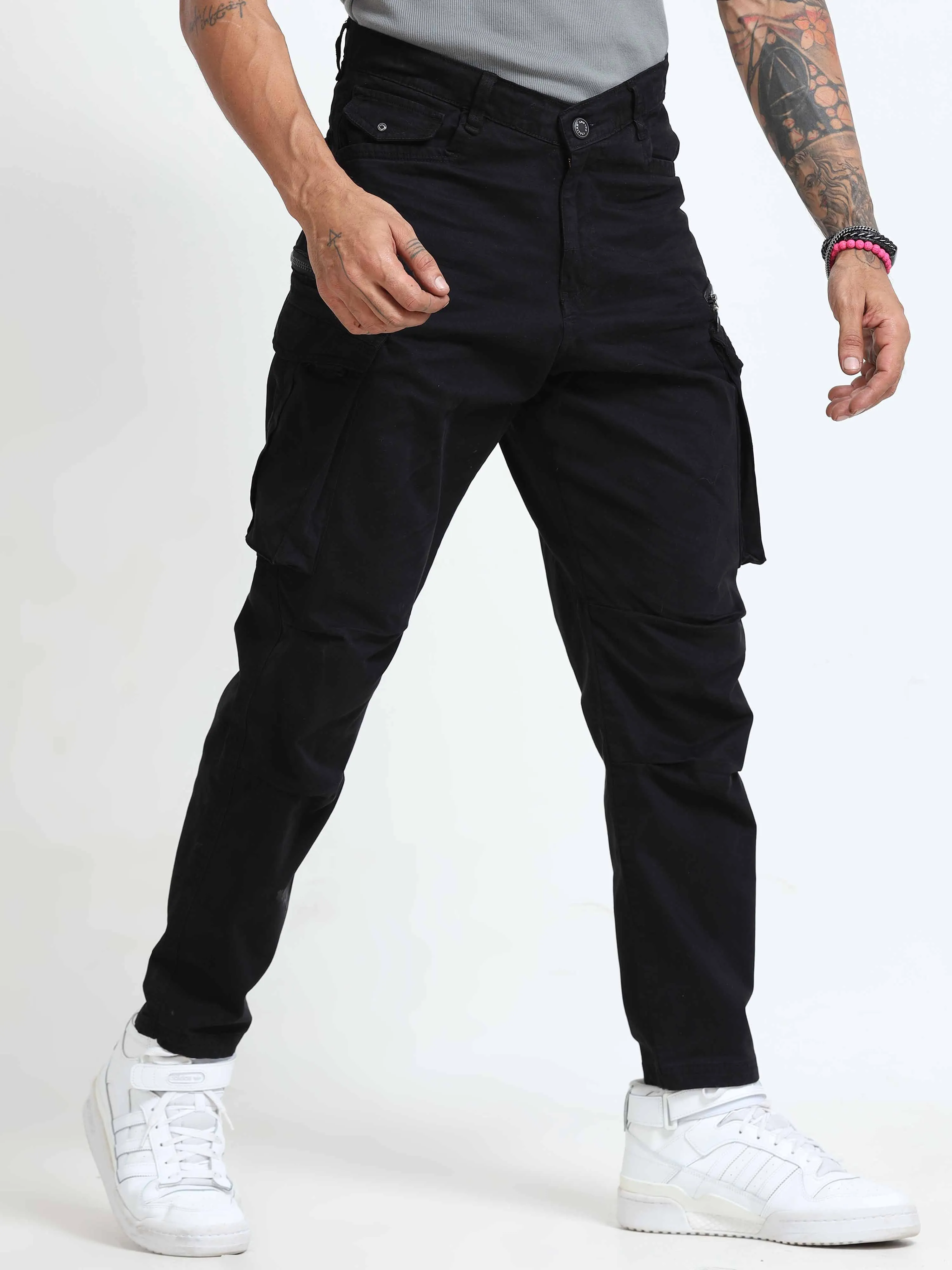 Rugged Zip Cargo Pants In Black